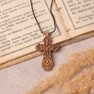 Натільний хрестик дерев'яний, 2,8 х4, 9 см